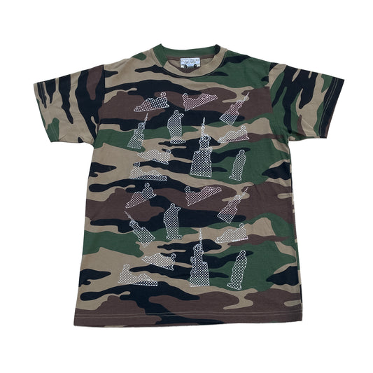 Camo Statues