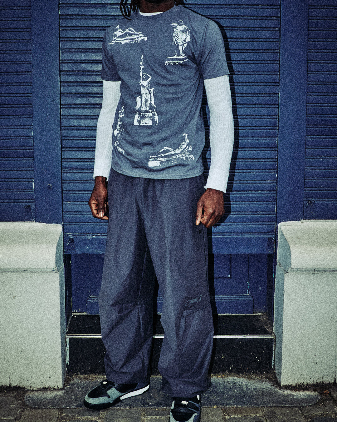 Zyy-shirt Statues Gris